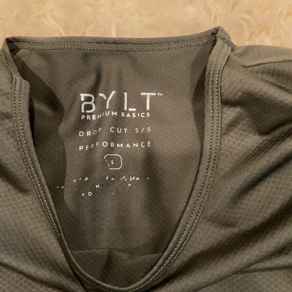 Men’s BYLT Short Sleeved Size Large - Picture 2 of 7